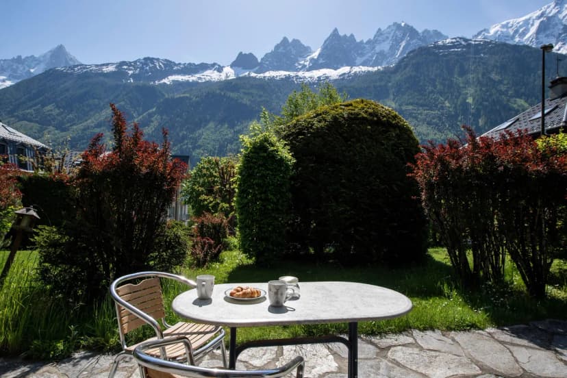 Apt du Brevent ski in/out Garden & Terrace