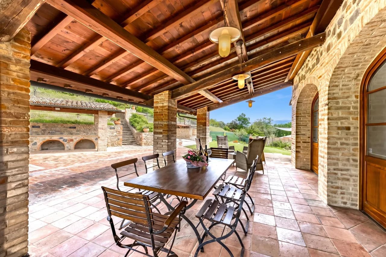 Scenic Countryside Villa in Torgiano Umbria Italy photo 3