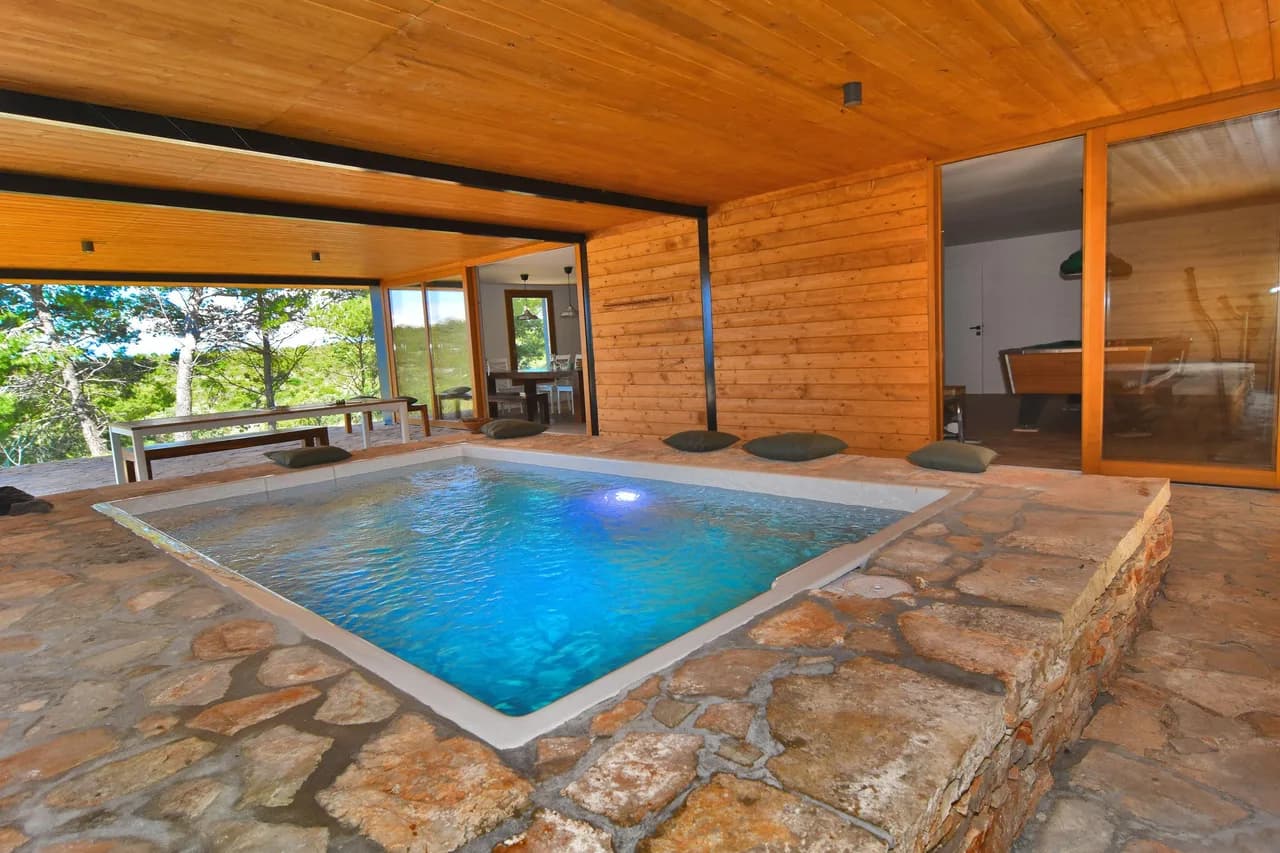 Private Pool Villa in Dragove, Croatia