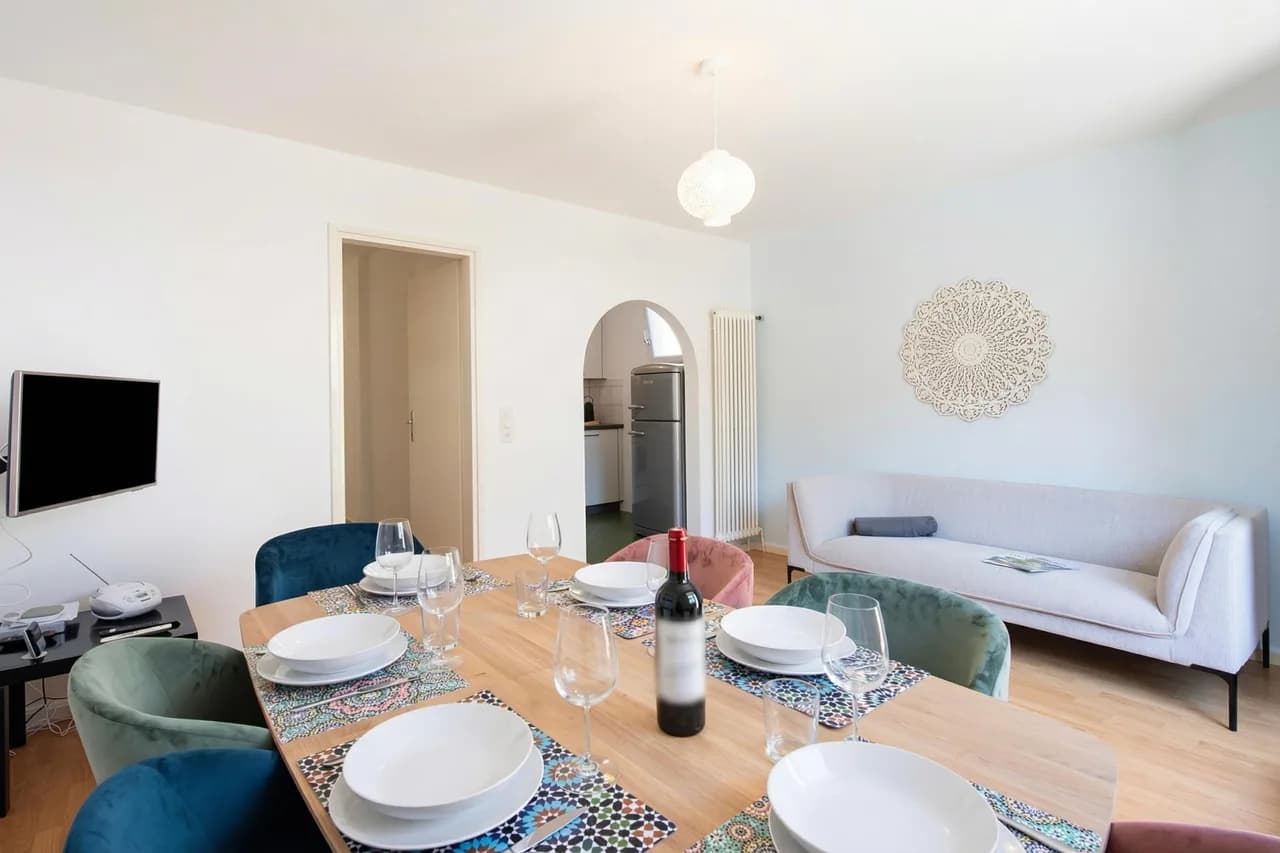 Charming Vacation Home in Losone, Ticino photo 3