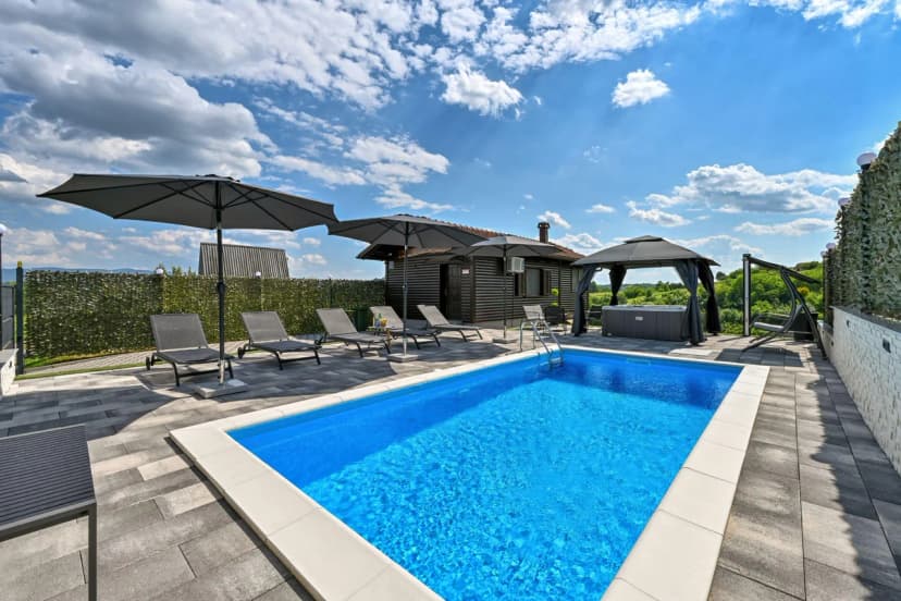 Pool Estate AquaHaven with Sauna & Jacuzzi