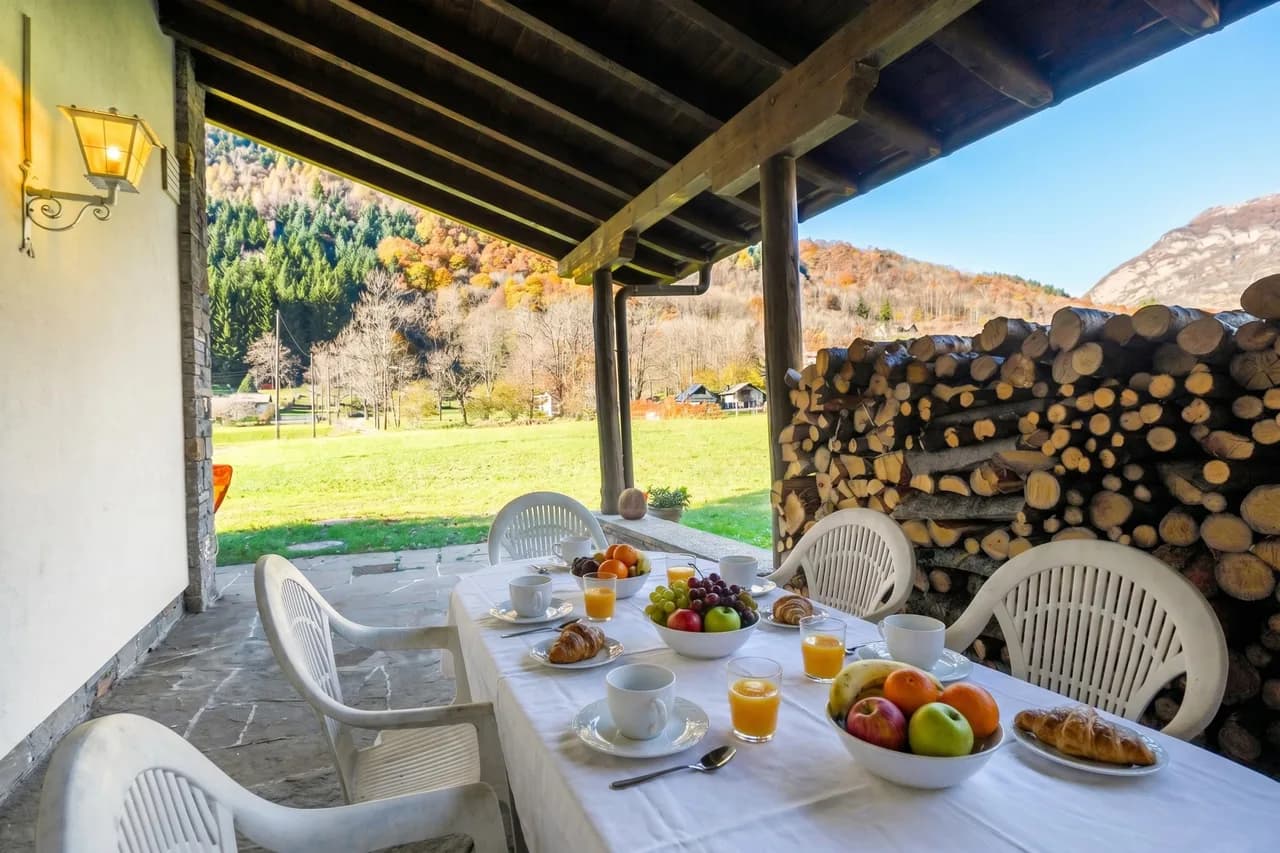 Charming Chalet in Gerra Verzasca, Ticino photo 4