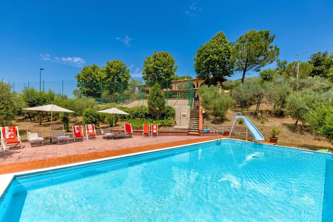 Private Pool Villa in Loro Ciuffenna, Tuscany