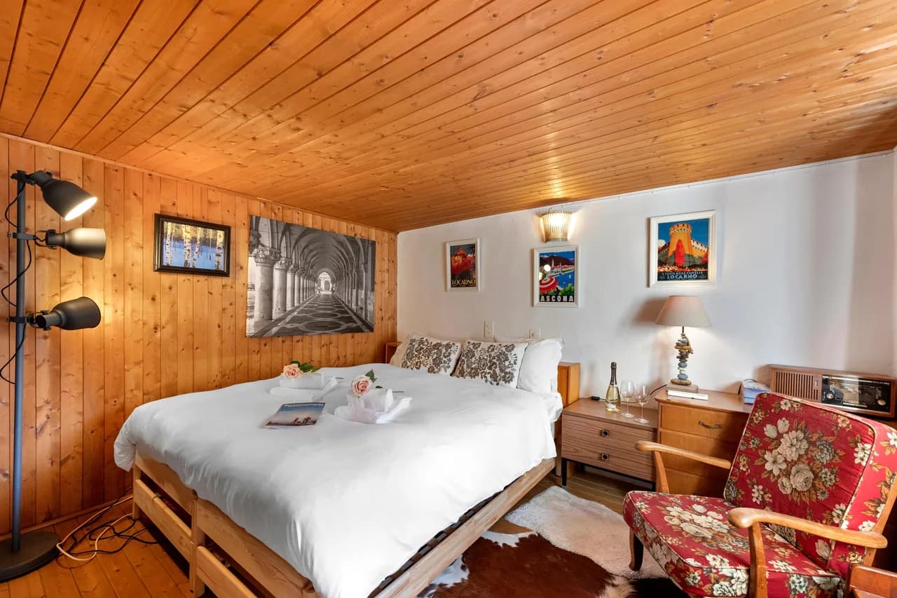 Charming Stone Chalet with Balcony in Ticino photo 5