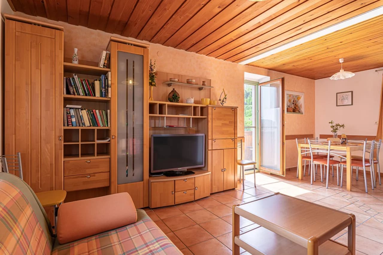 Scenic Mountain View Vacation Home in Kostel photo 3