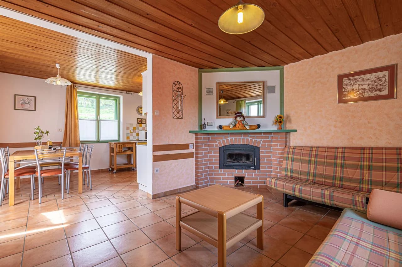 Scenic Mountain View Vacation Home in Kostel photo 4