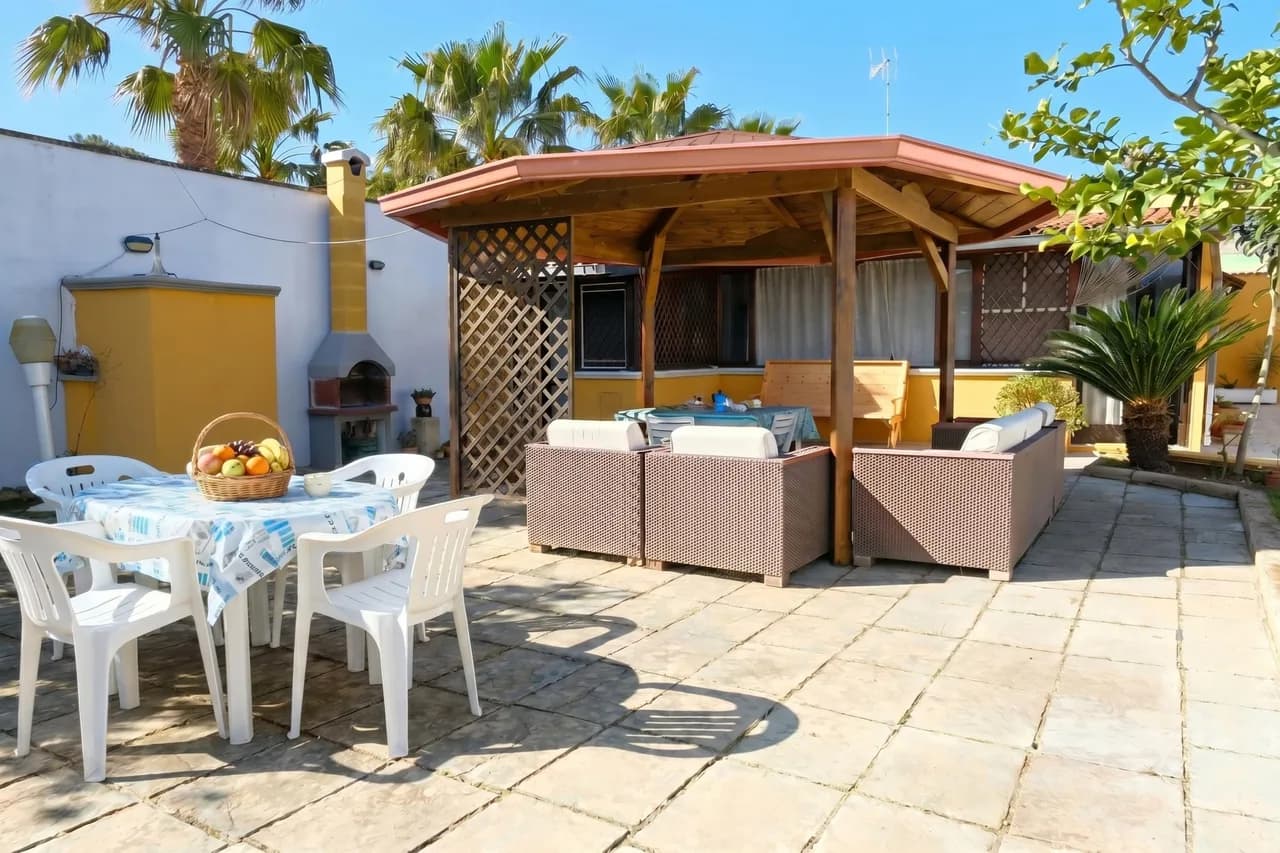 Villa Oasi al Mare with Pool & Garden in Salento photo 3