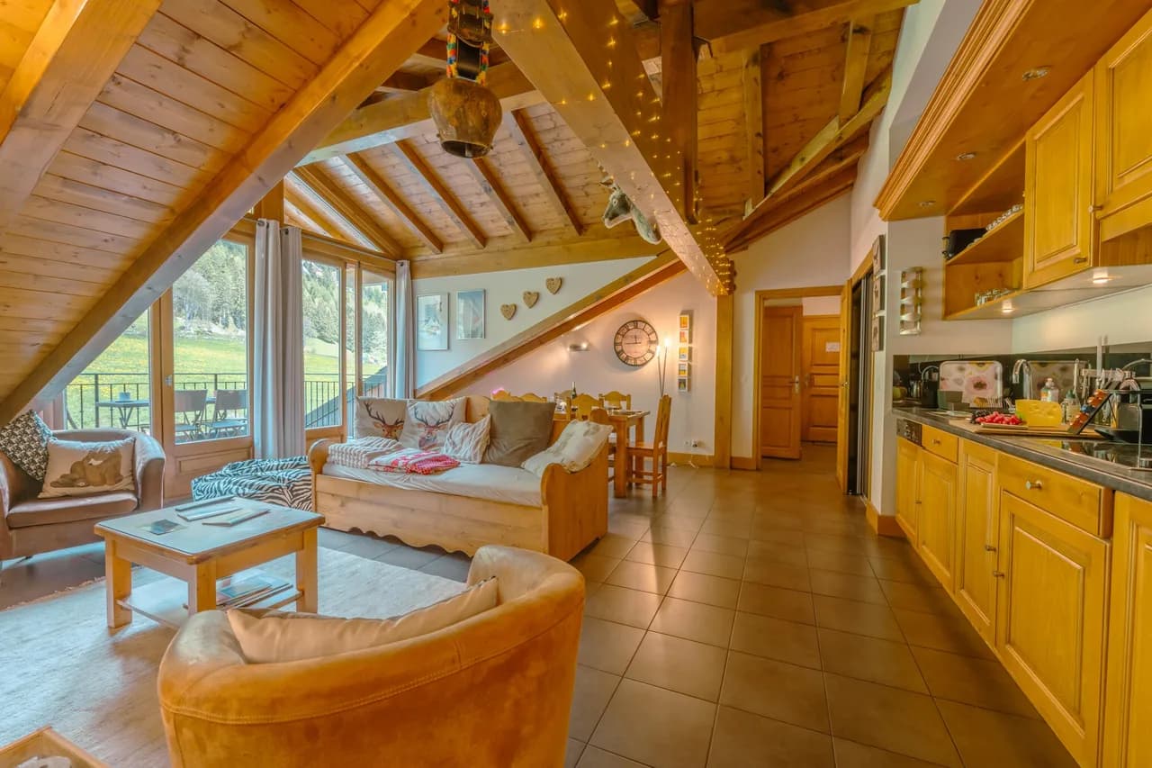 V Loriaz 44: Beside Ski Lift; Pool, Sauna & Gym photo 4