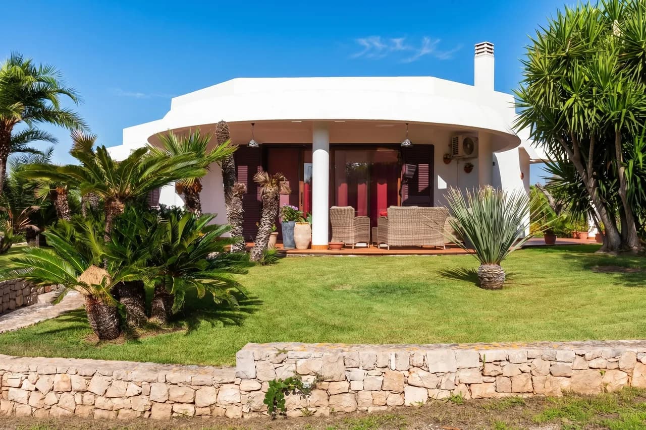 Villa Menhir in Puglia with Pool and Tennis photo 4