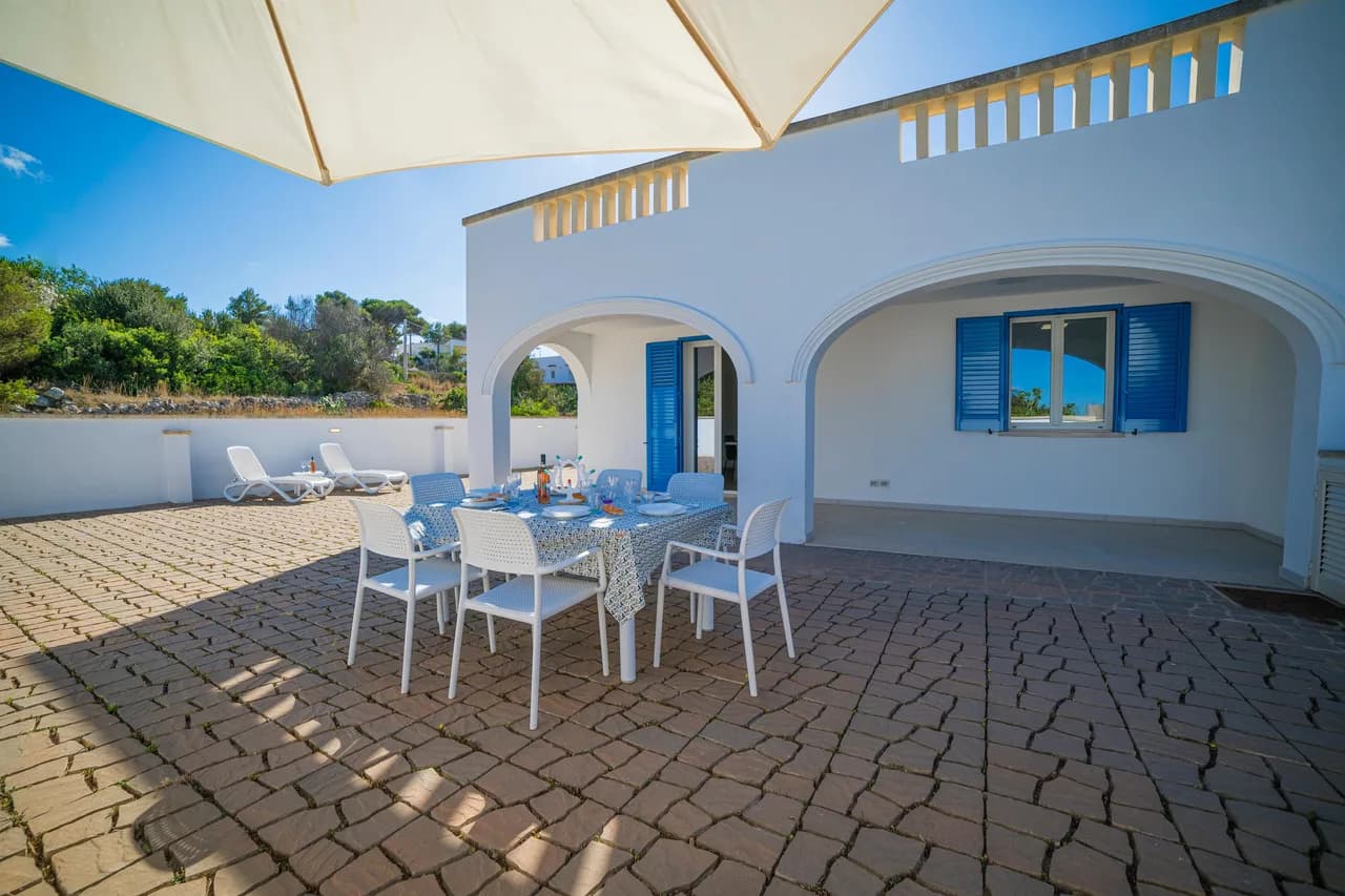 La Primula Apartment 3 with Sea-View photo 2