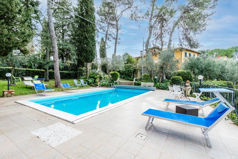 Villa Paola Private Pool Gym in Chianti