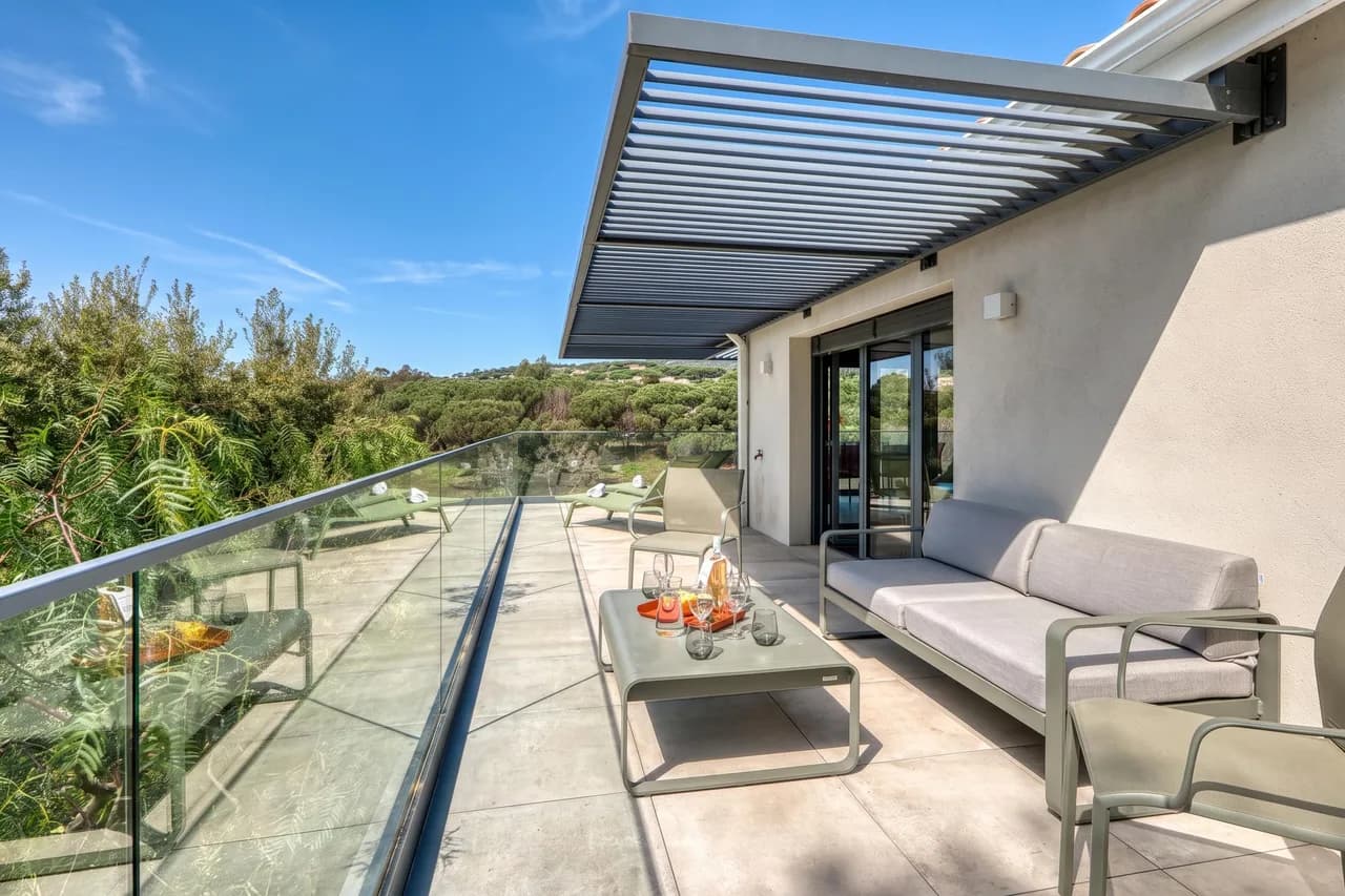 Terrace Apartment in Provence Alpes Cote Dazur
