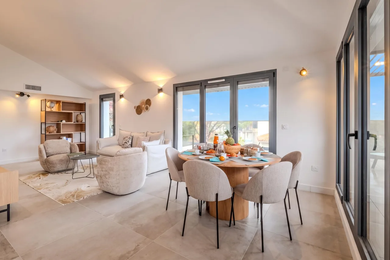 Terrace Apartment in Provence Alpes Cote Dazur photo 2