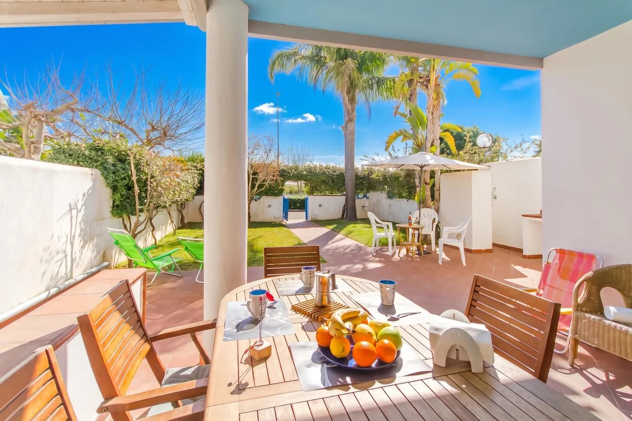 Villetta Relax with Garden, Pool and BBQ