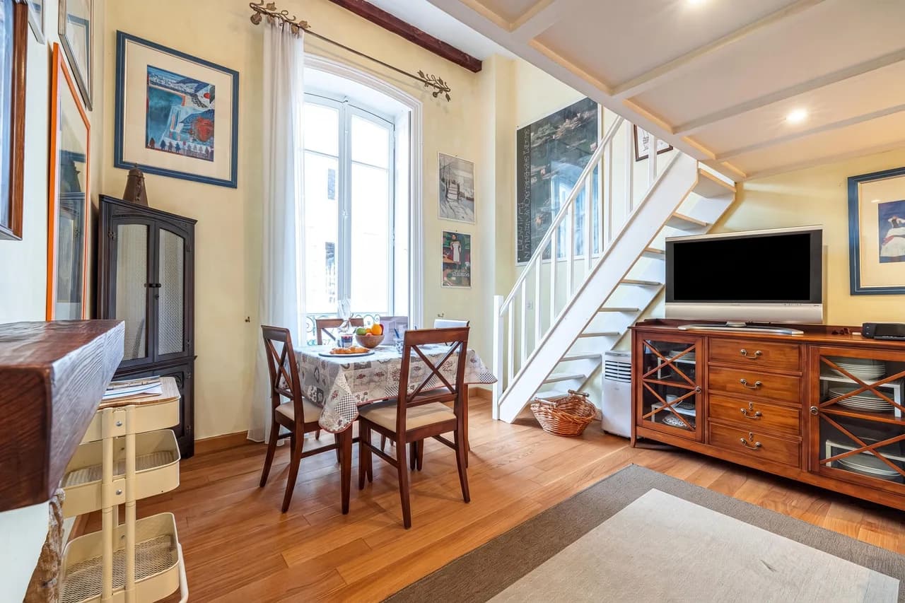 Regina - Duplex in Heart of Menton photo 3