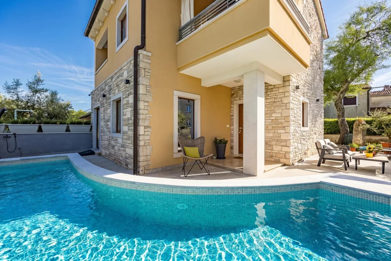 Secluded Pool Vacation Home in Barban photo 2