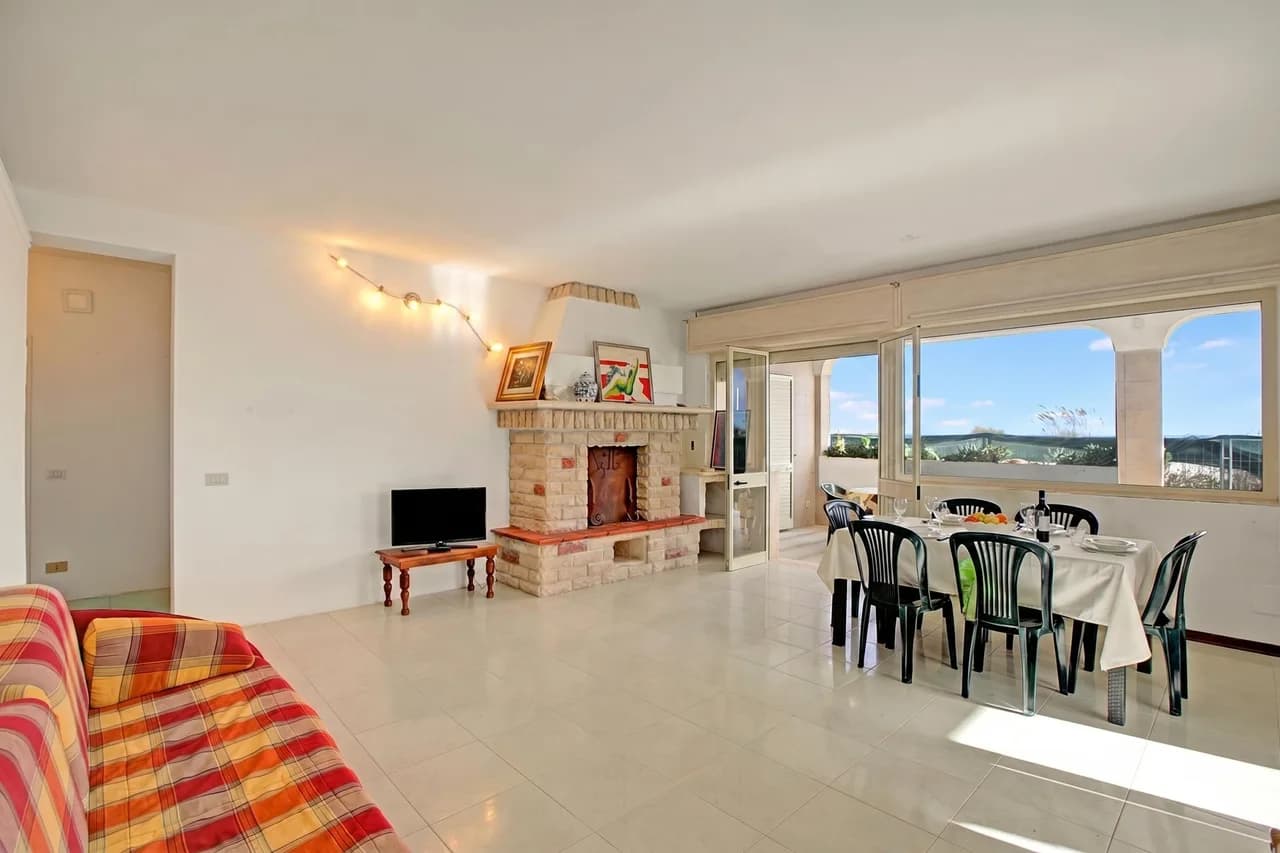 Beachfront Vacation Home in Lecce, Apulia, Italy photo 4