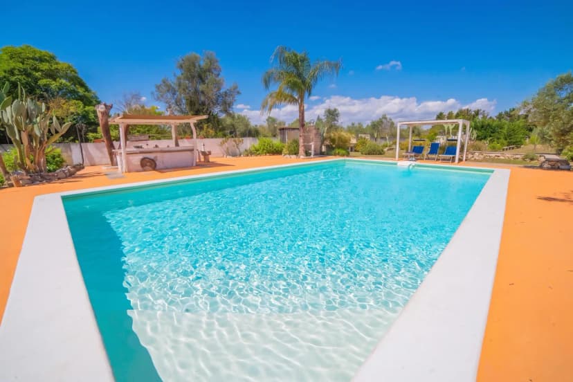 Masseria Le Palmentelle Pool And Garden