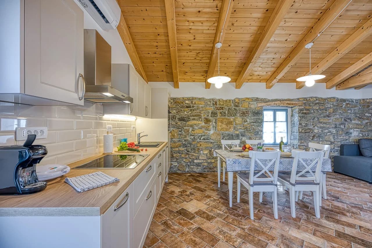 Istrian Casa Sunny Terrace APT w Sauna EV Hot tube photo 2