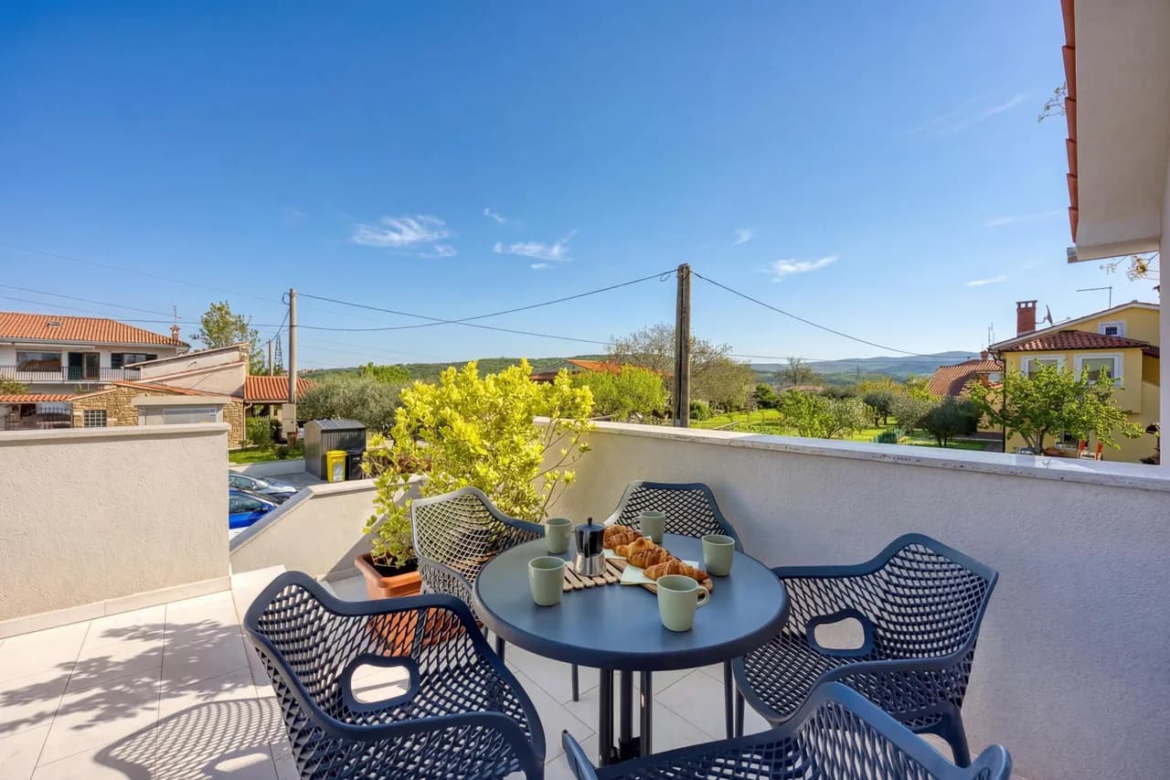 Istrian Casa Sunny Terrace APT w Sauna EV Hot tube photo 3