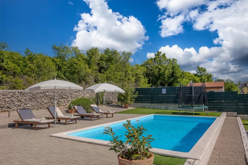 Aurea Villa with Private Pool - Labin