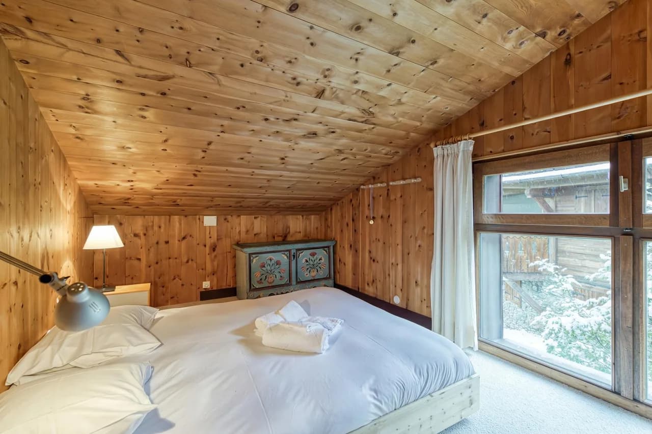Apt Le Grenier Ski-in/Ski-out views, sleeps 7 photo 4