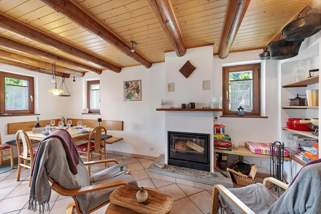 Charming Garden Chalet in Monti di Dritto, Ticino photo 5