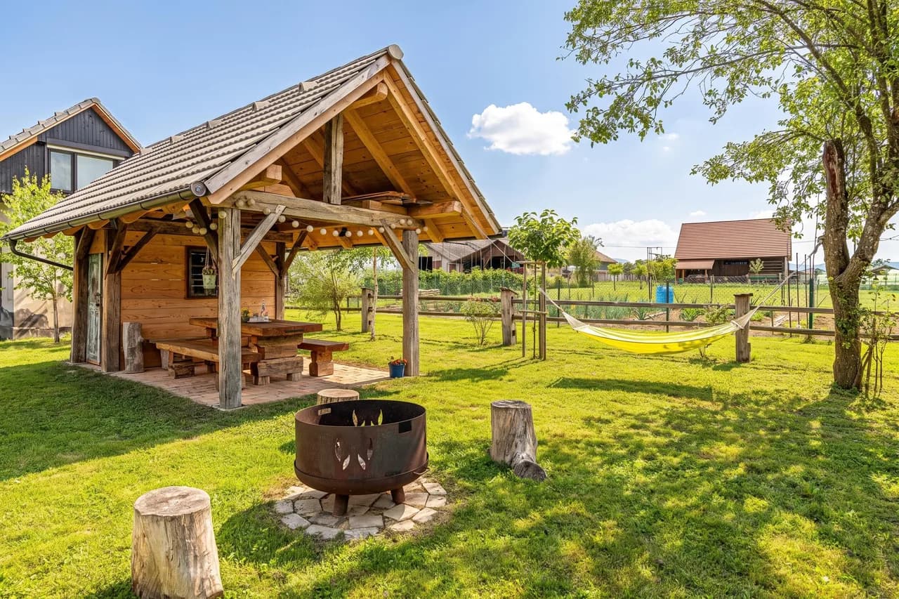 Woodland Chalet near Kolpa River in Gradac photo 2