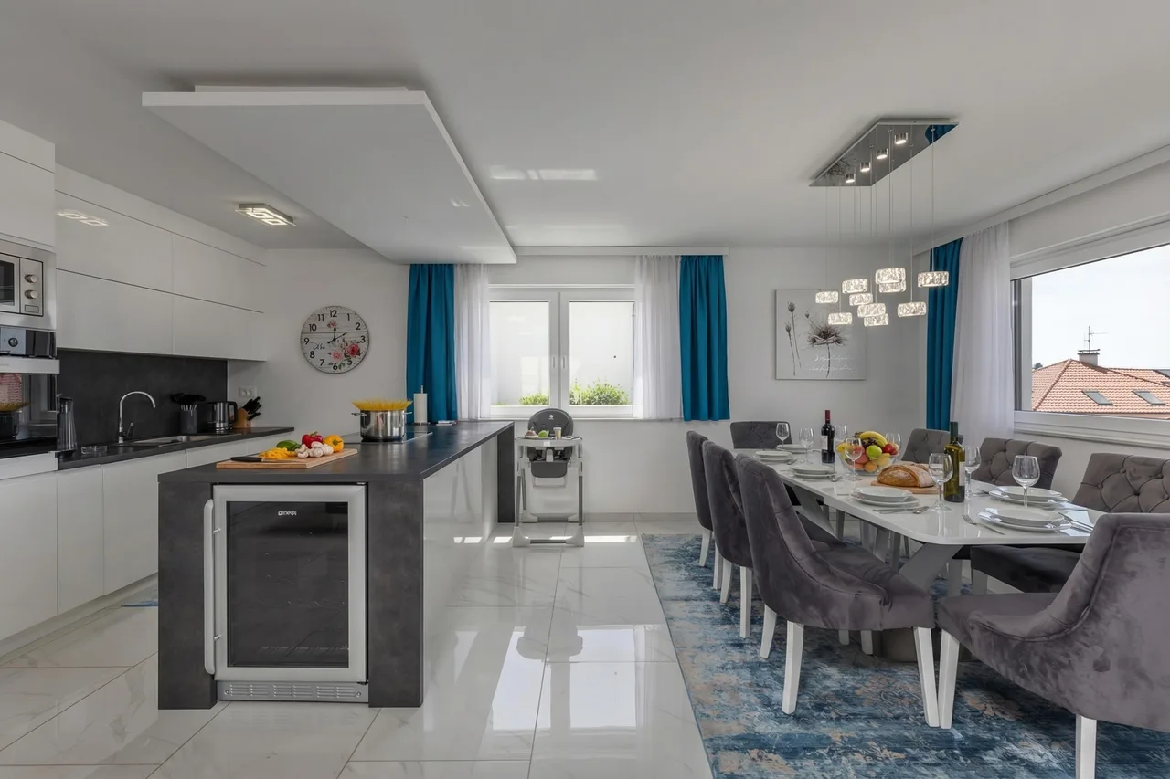 Sea View Apartment in Crikvenica, Primorje-Gorski Kotar, Croatia photo 4