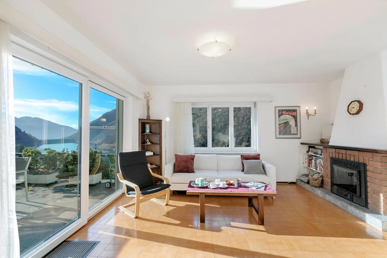 Scenic Riverfront Apartment in Ticino photo 4
