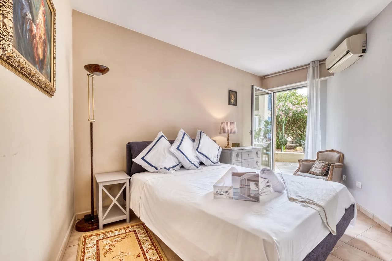 Seaside Retreat Apartment in Provence Alpes Cote Dazur photo 5