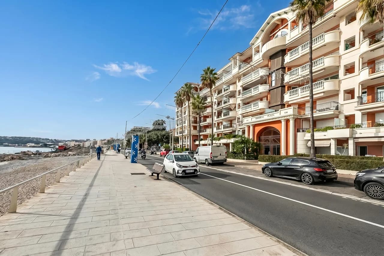 Sea View Apartment in Provence Alpes Cote Dazur photo 2