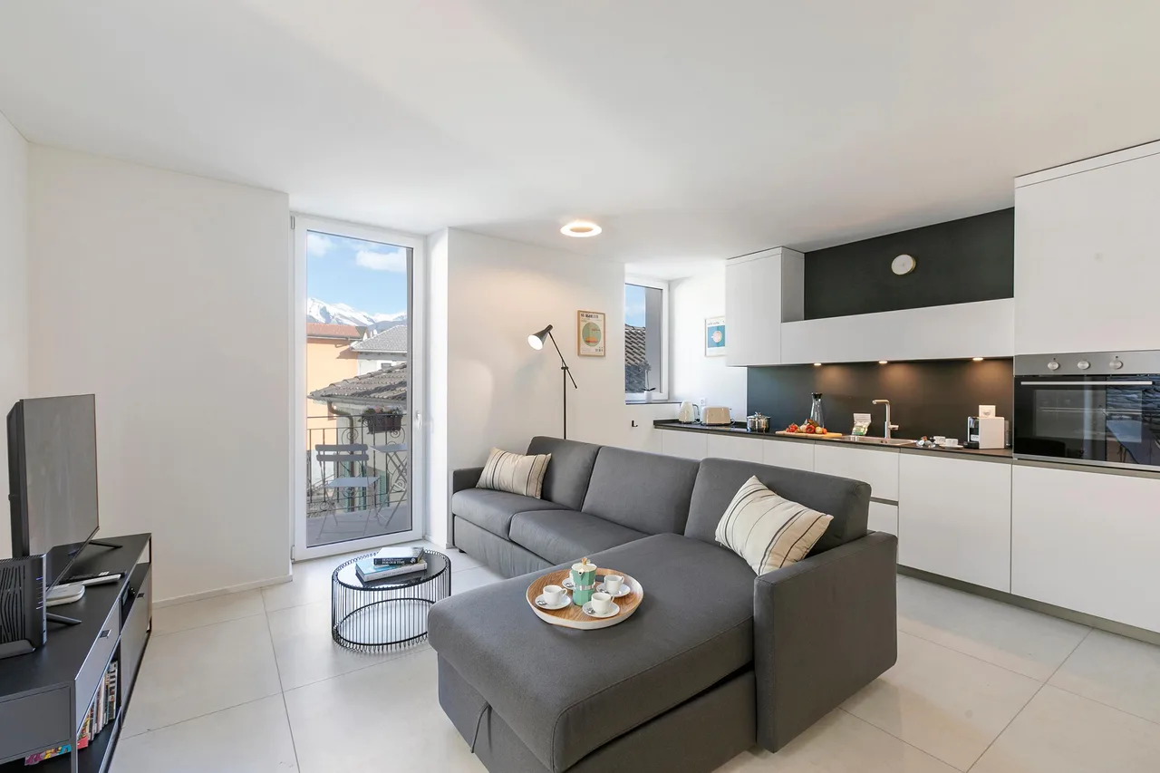 Charming Apartment with Balconies in Ascona, Ticino photo 5