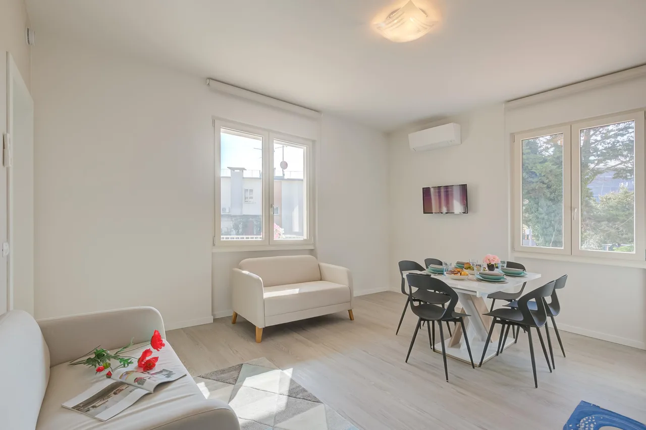 La Maison Fleurie Appartamento Glicine 2BR Walk Beach photo 4
