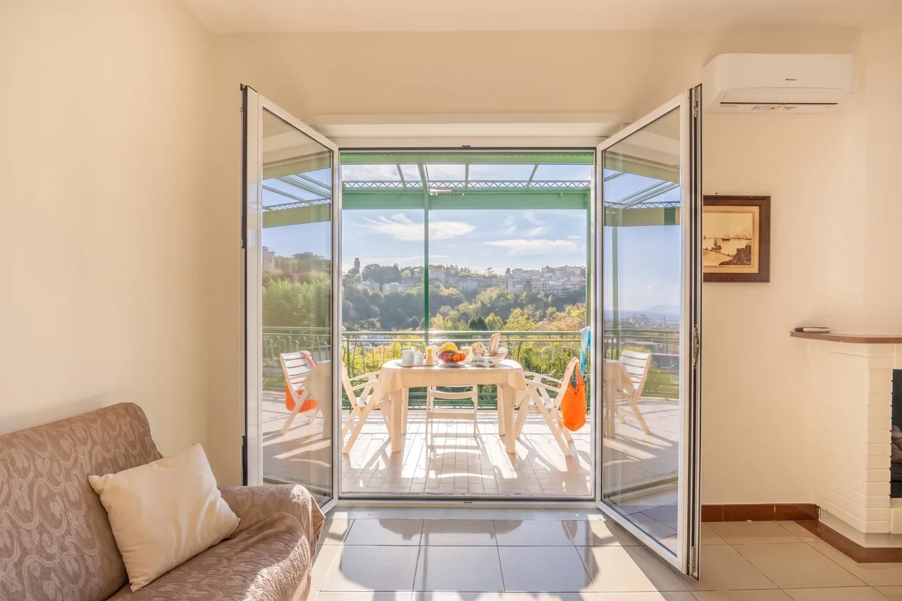 Bright Apartment Private Parking Naples photo 3