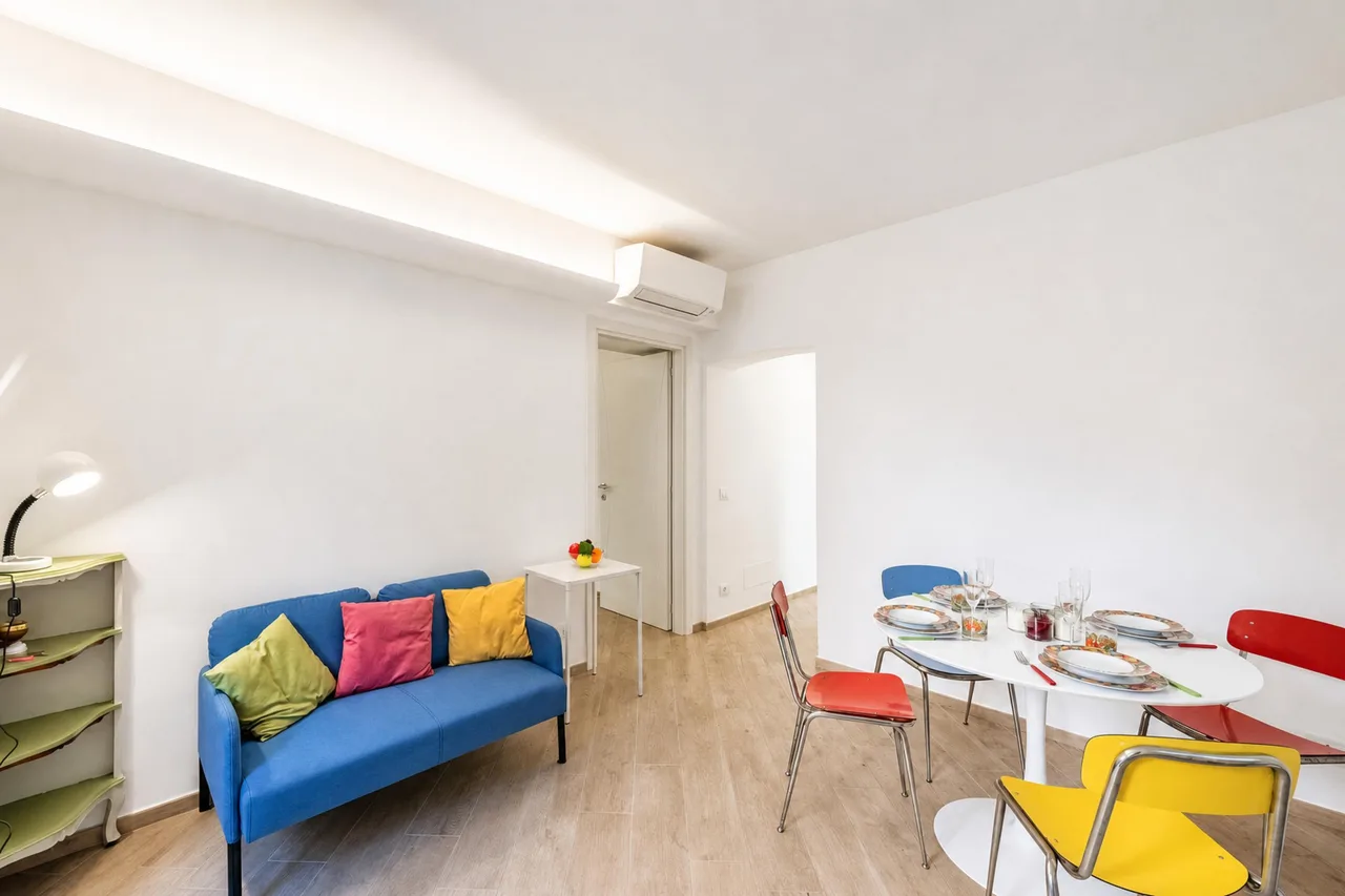 Central Flat with Private Parking in Genova photo 3