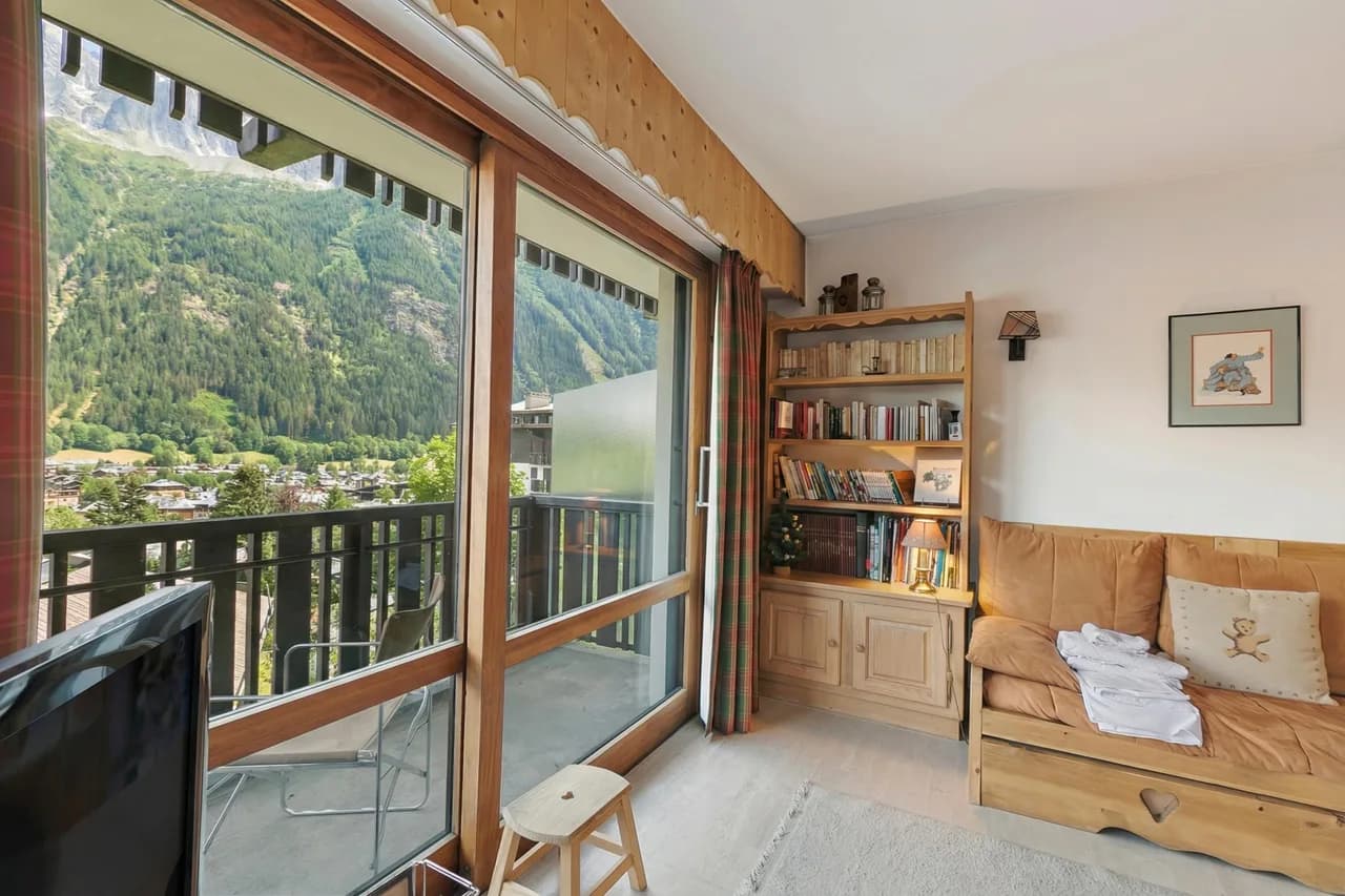 Balcony Apartment in Chamonix-Mont-Blanc, France photo 2