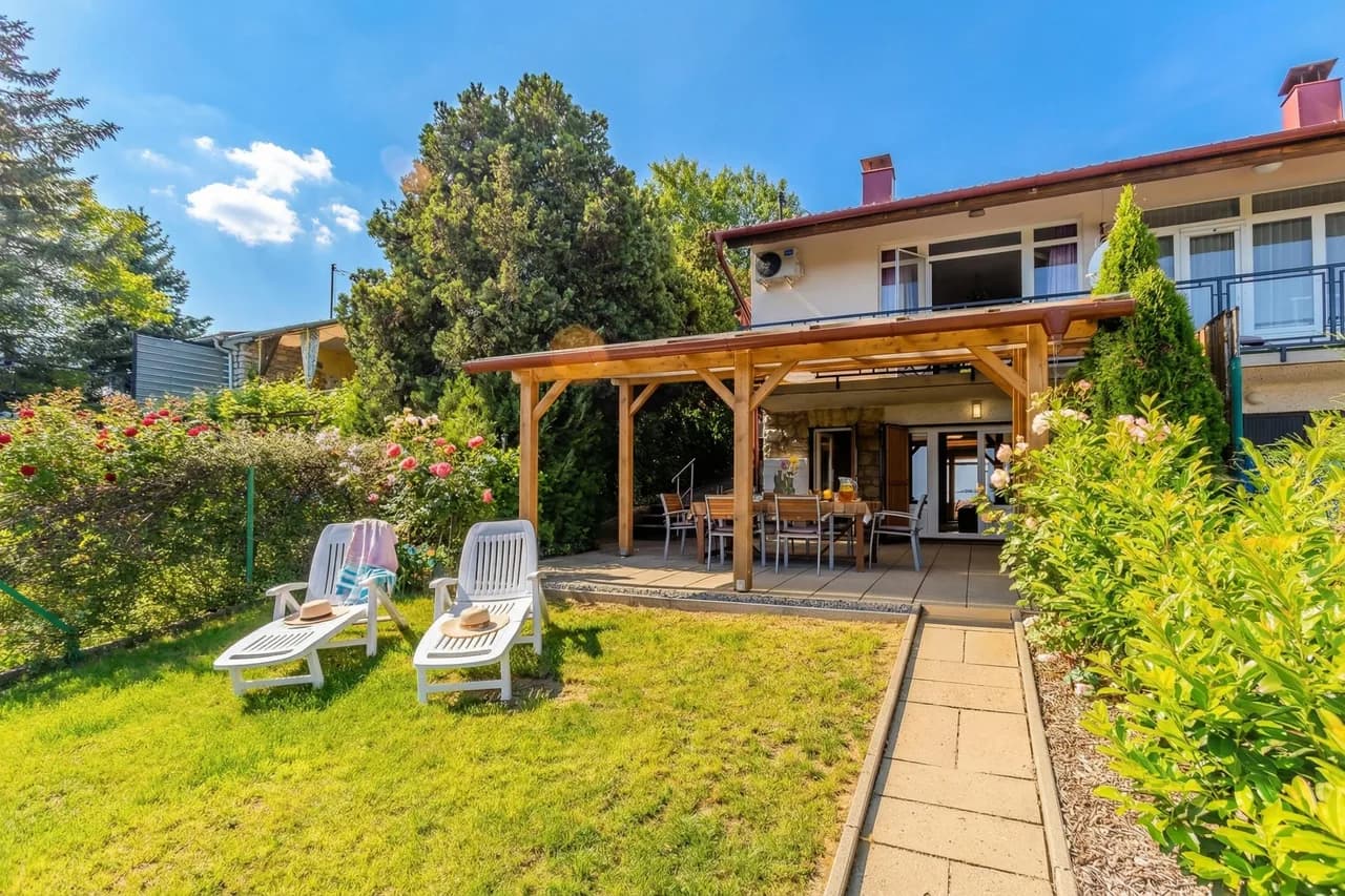 House Hortenzia Lake View Terrace & Garden photo 2