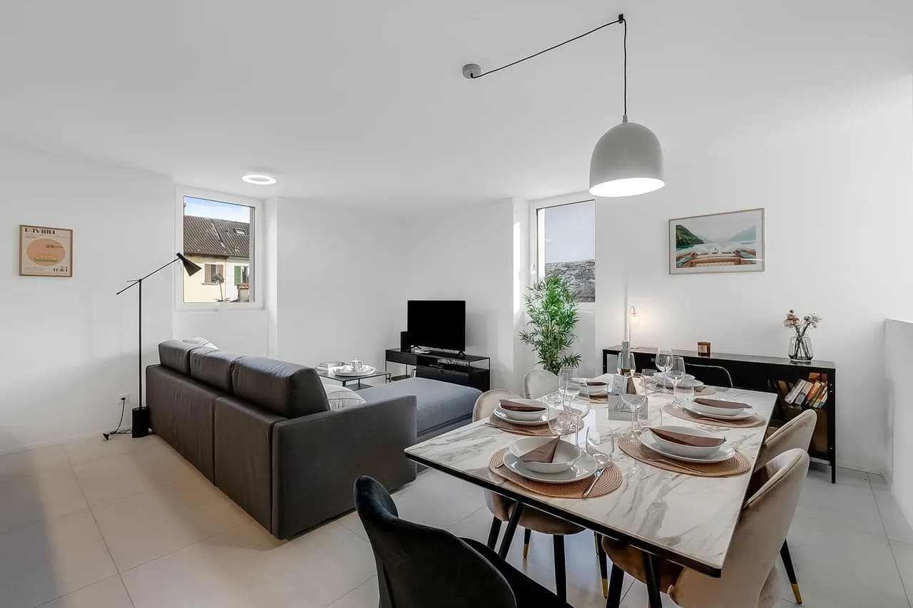 Lakeside Duplex Apartment in Ascona, Ticino photo 3