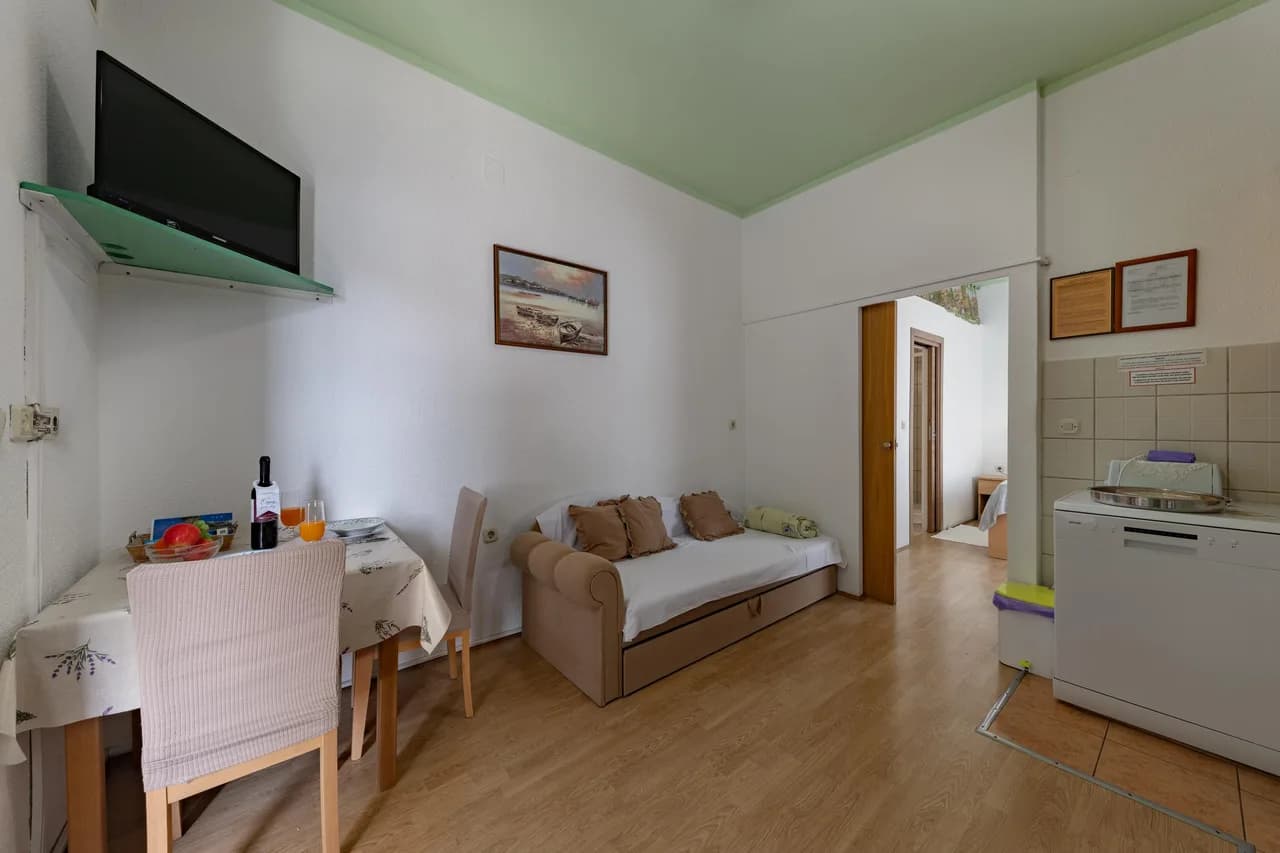 Serene Terrace Apartment in Lopar, Primorje-Gorski Kotar, Croatia photo 3