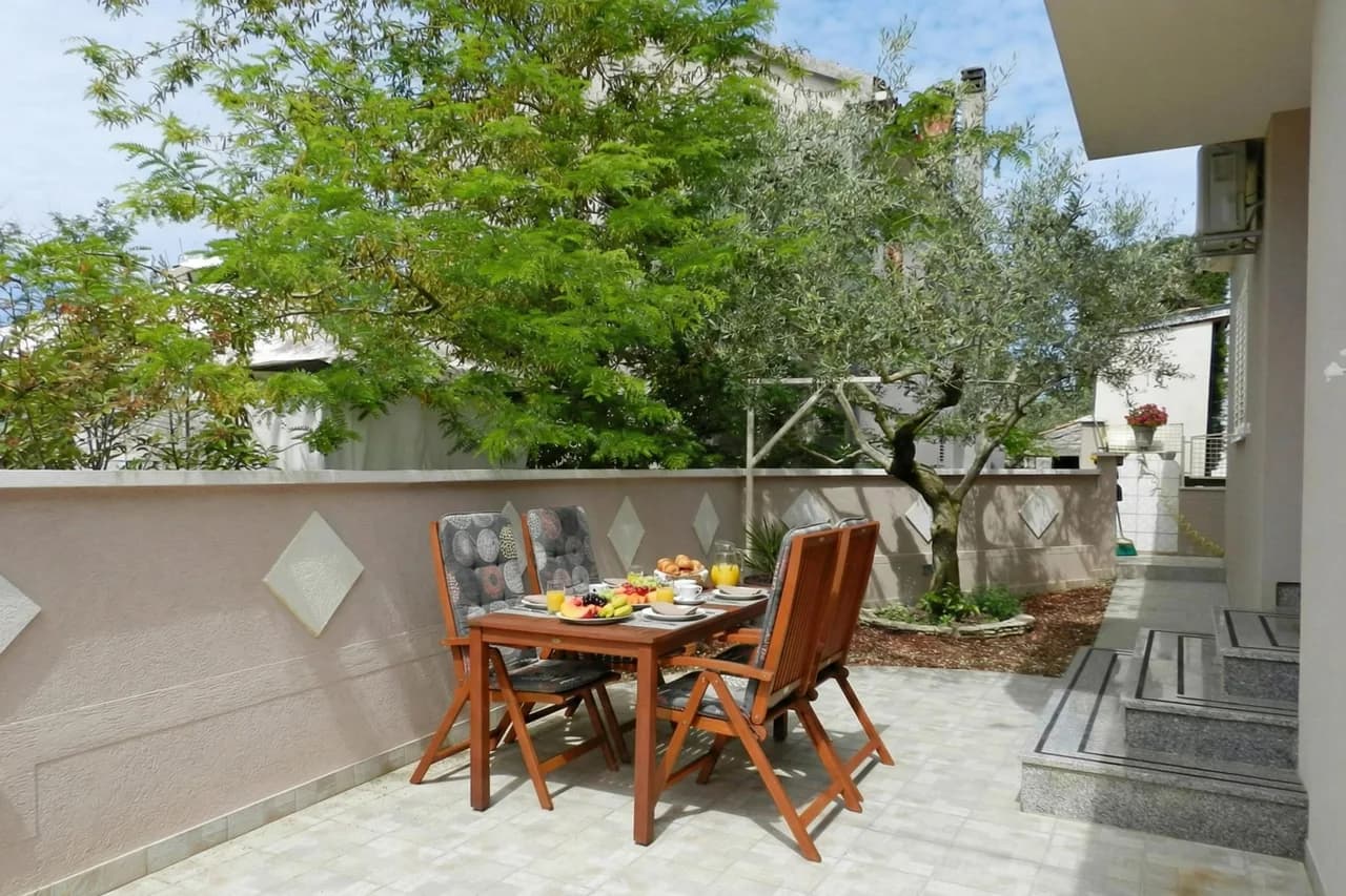 Cozy Vacation Home Near Beaches in Vinkuran photo 2