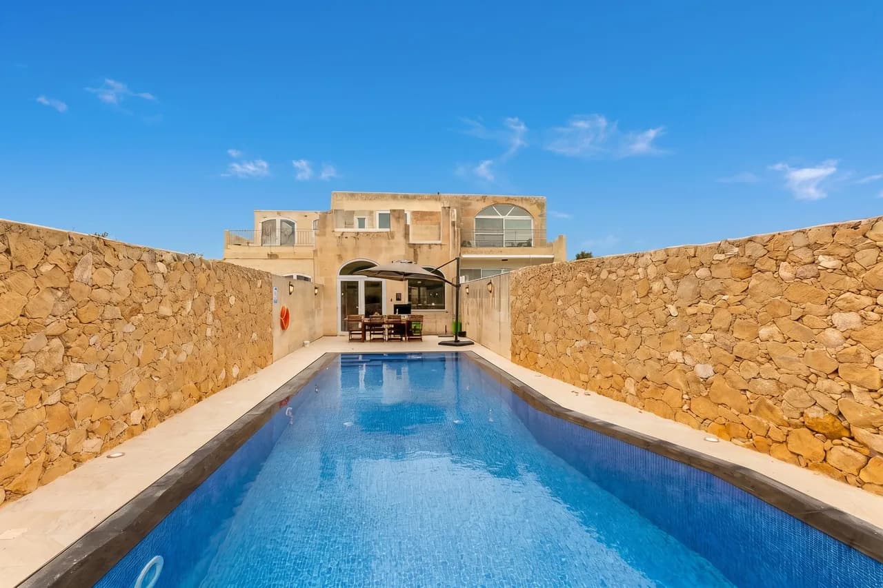 Solaris Gozitan Villa With Pool photo 2