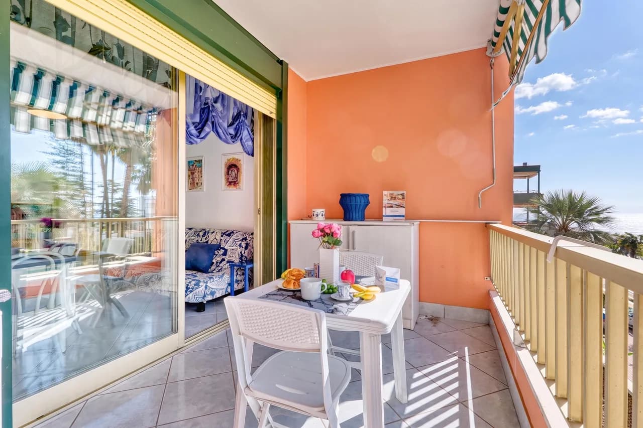 Imperiale Residence Bilocale with Terrace and A/C photo 2