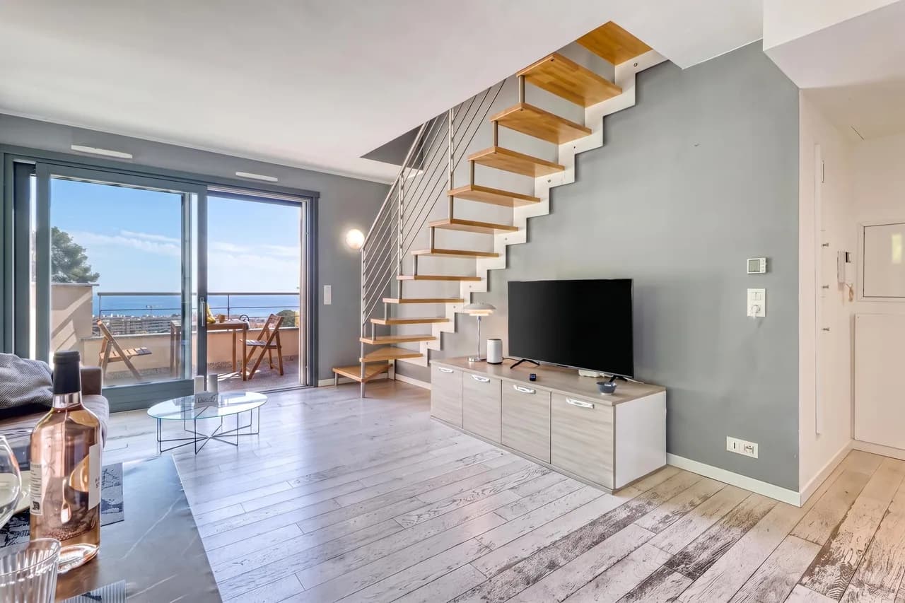 Seaside Terrace Apartment in Roquebrune, Provence Alpes Cote Dazur photo 4
