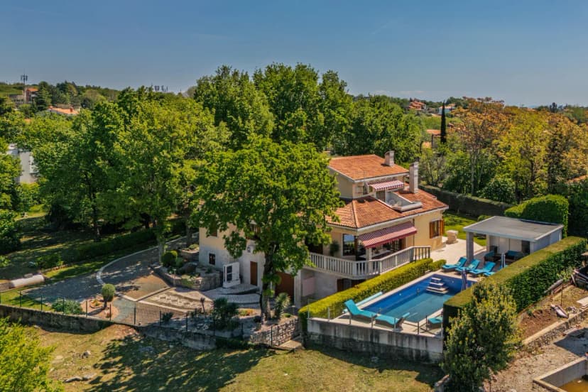 Luxury Pool Villa Rosa Magica