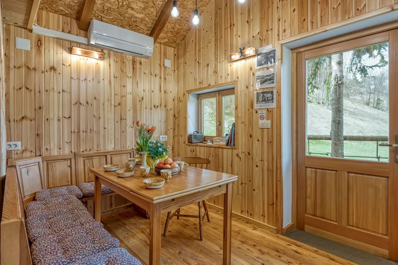 Wooden Chalet Retreat in Kal nad Kanalom photo 2