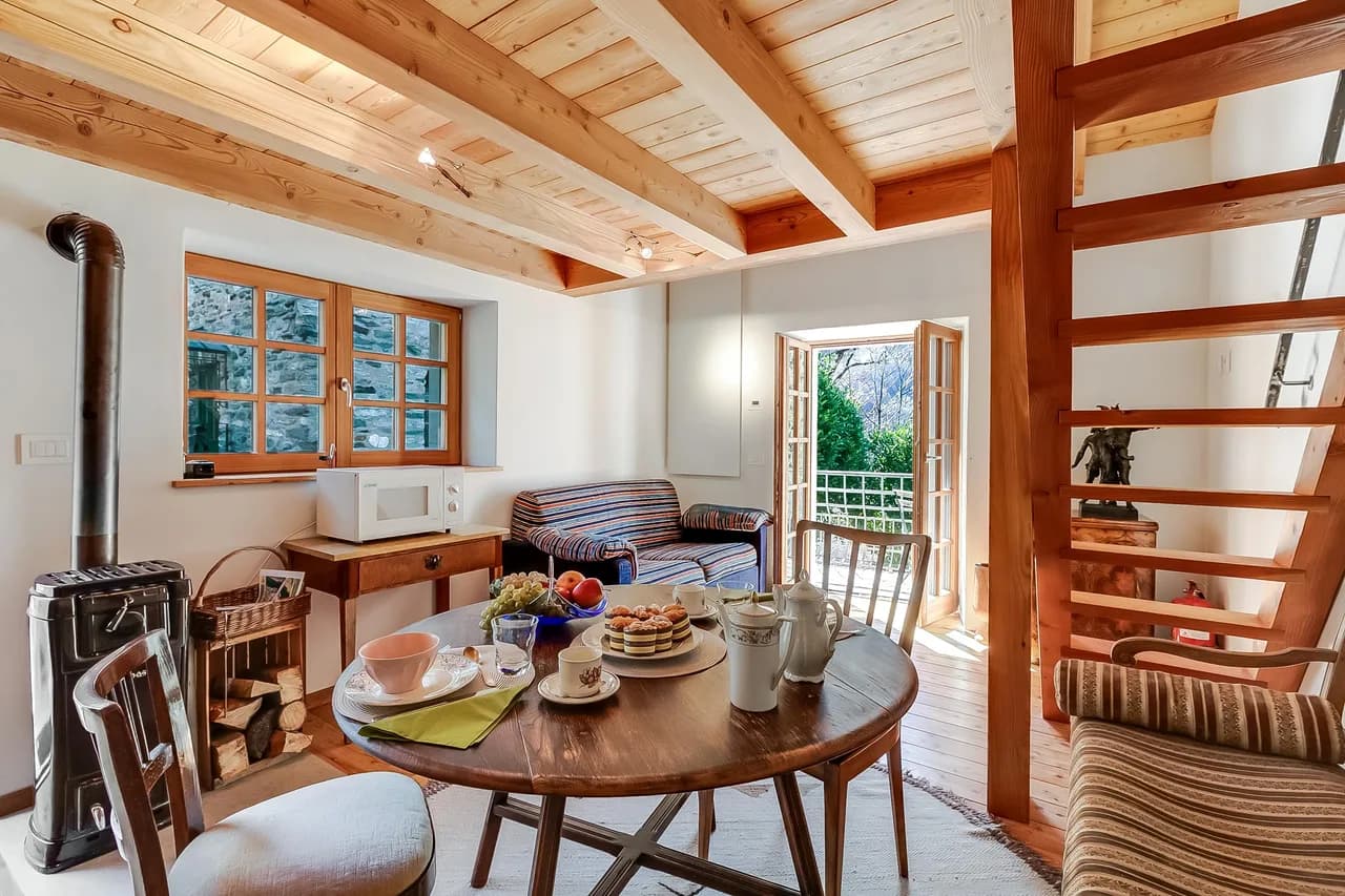 Scenic Lakeview Apartment in Ticino photo 3