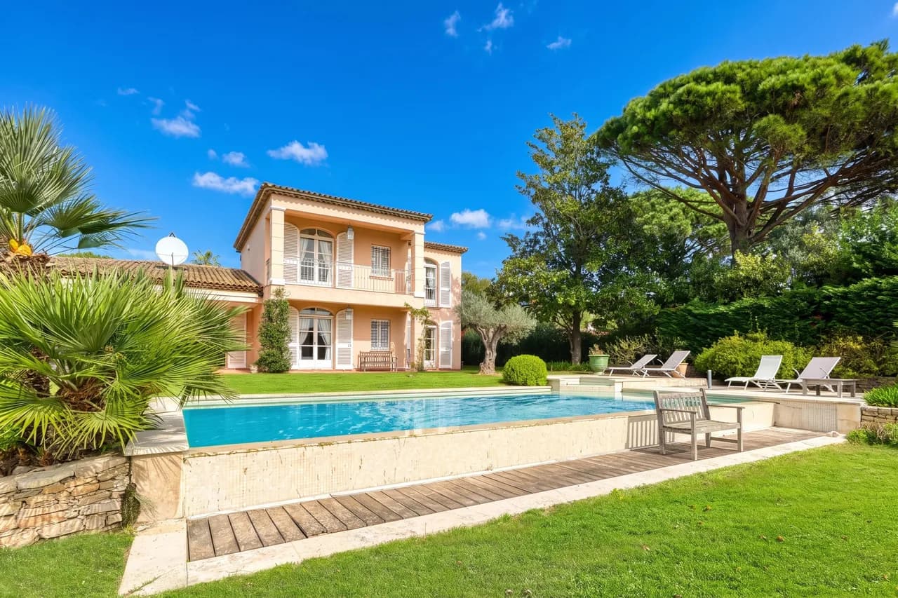 Private Pool Villa with Sea View in Provence Alpes Cote Dazur