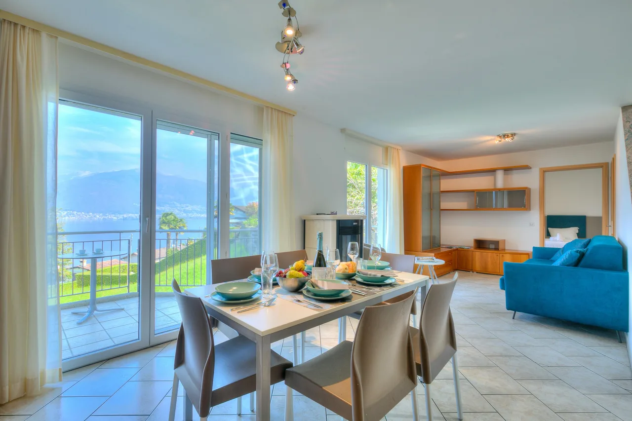 Lakeside Villa in Gambarogno Ticino photo 4