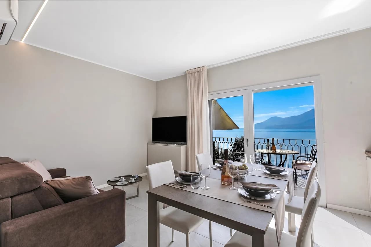 Boutique apartment Nettuno with Pool